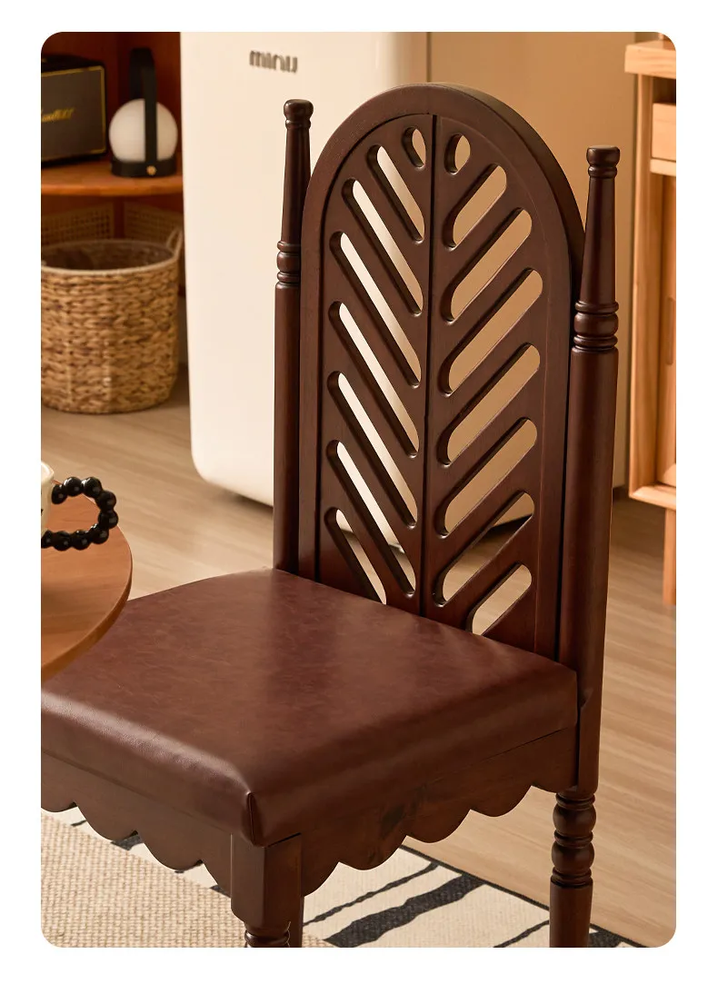 Retro home oak light luxury high sense medieval French soft bag chair