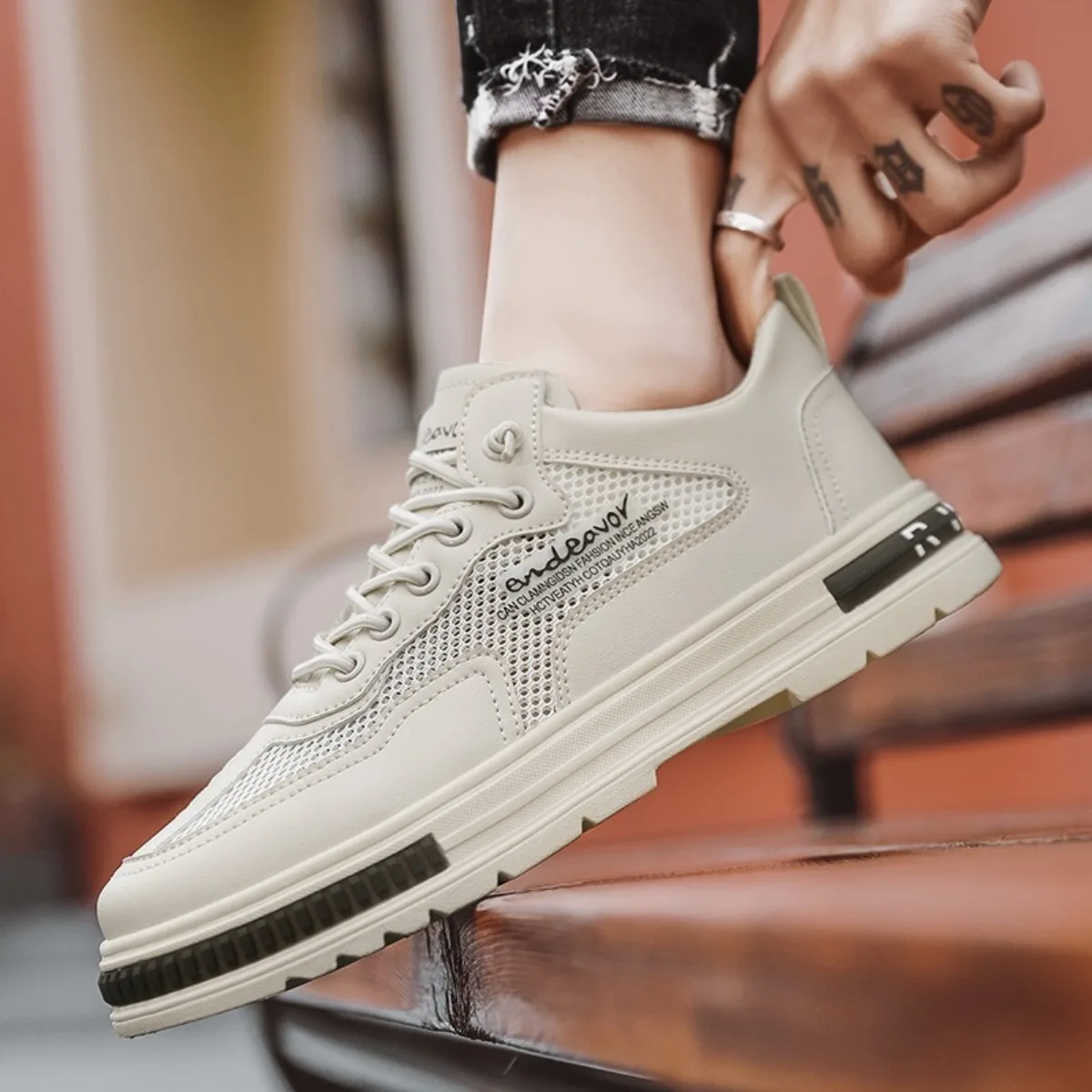 

New Men's Elegant Shoes Breathable Lightweight Flat Low-Top Lace-Up Non-Slip Casual Walking Shoes Suitable for All Seasons