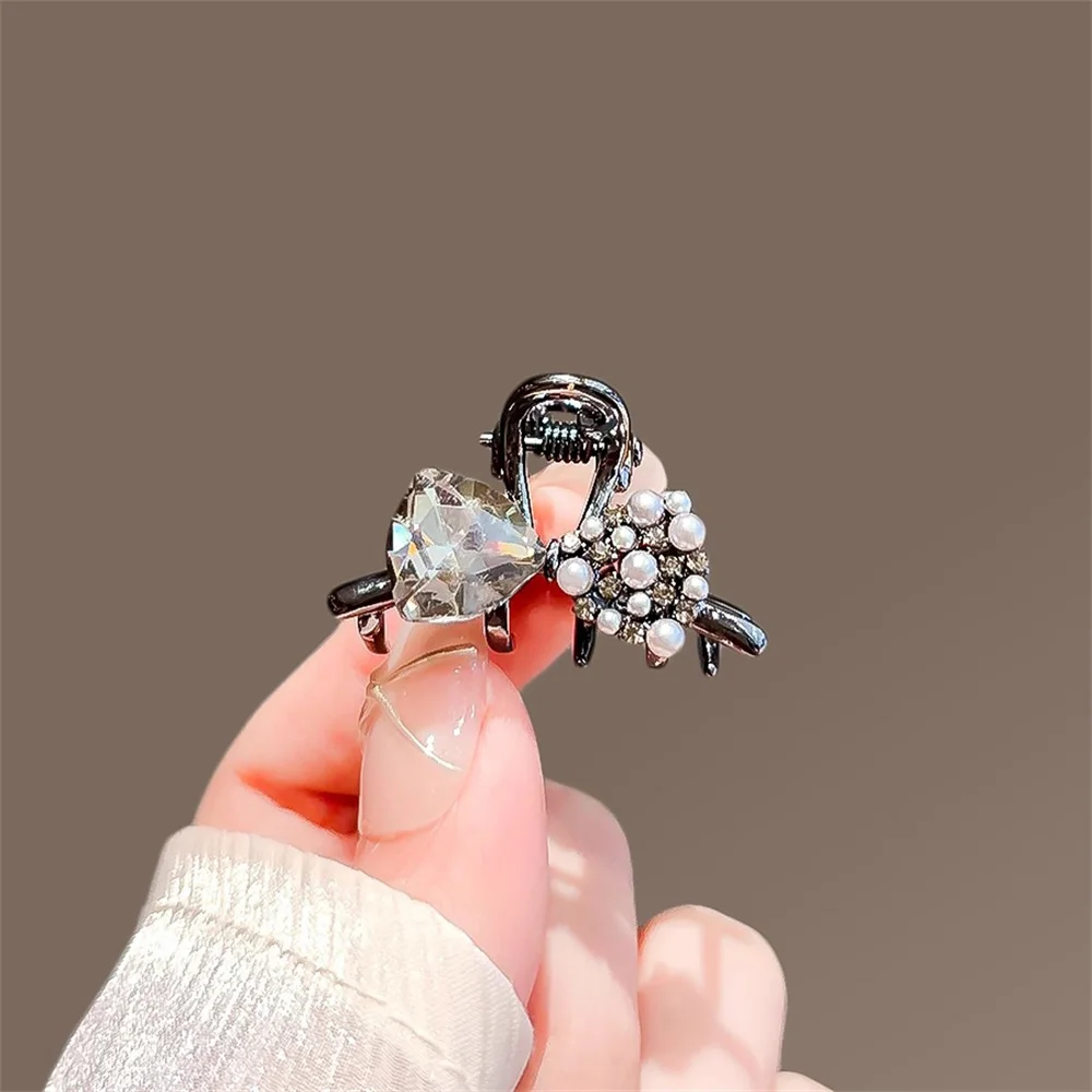 Exquisite Hollow Bow Hairpin New Rhinestone Small Grabber Girl Cute Bangs Clip Side Clip Sweet Hair Slide