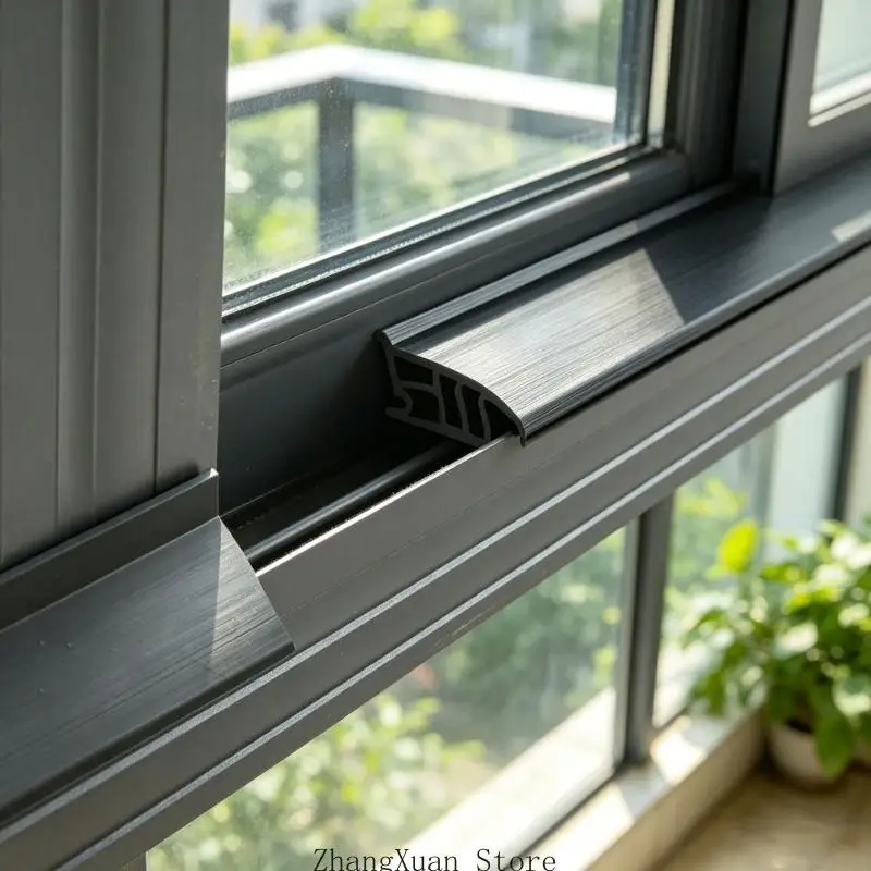 Schwarze Gummi-Schiebefensterbarriere mit flexiblem Schienenprofil 3XUF – Detail 8