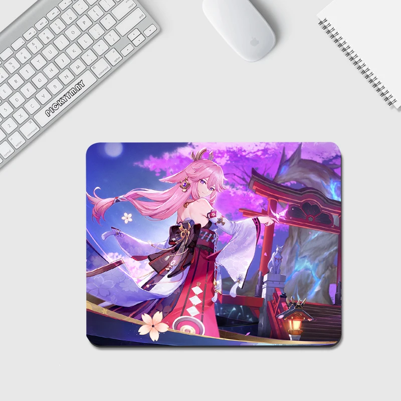 

Wuxia Girl Small Mouse Pad Office XS Mousepad Pretty Laptop Mouse Mat 20x25cm Little Rubber Desk Pad Design