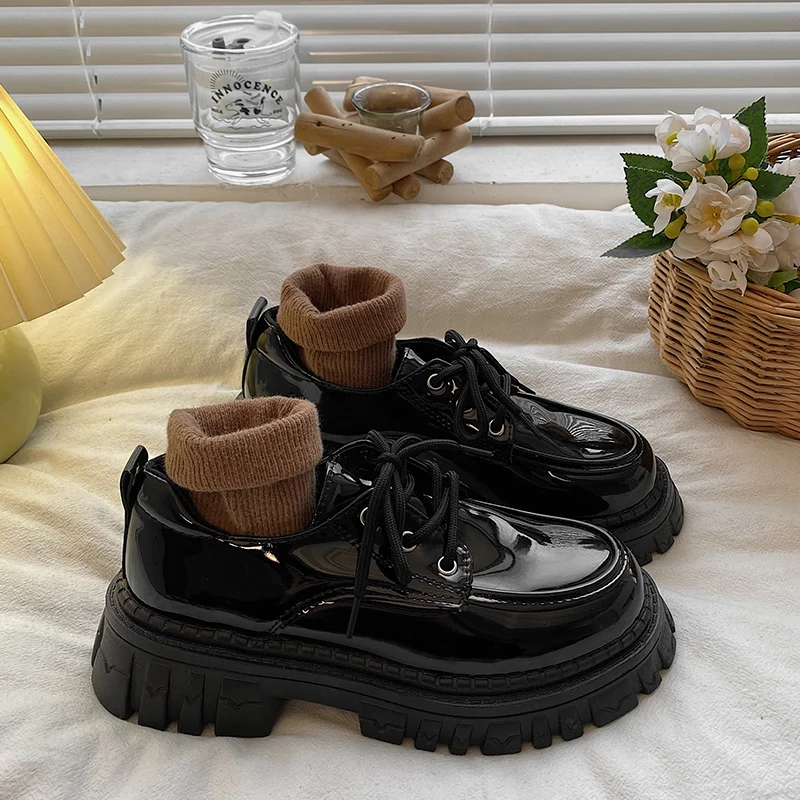 Women Shoes Autumn Black Flats Oxfords Clogs Platform Female Footwear All-Match British Style Fall Cross Summer Leather Creepers