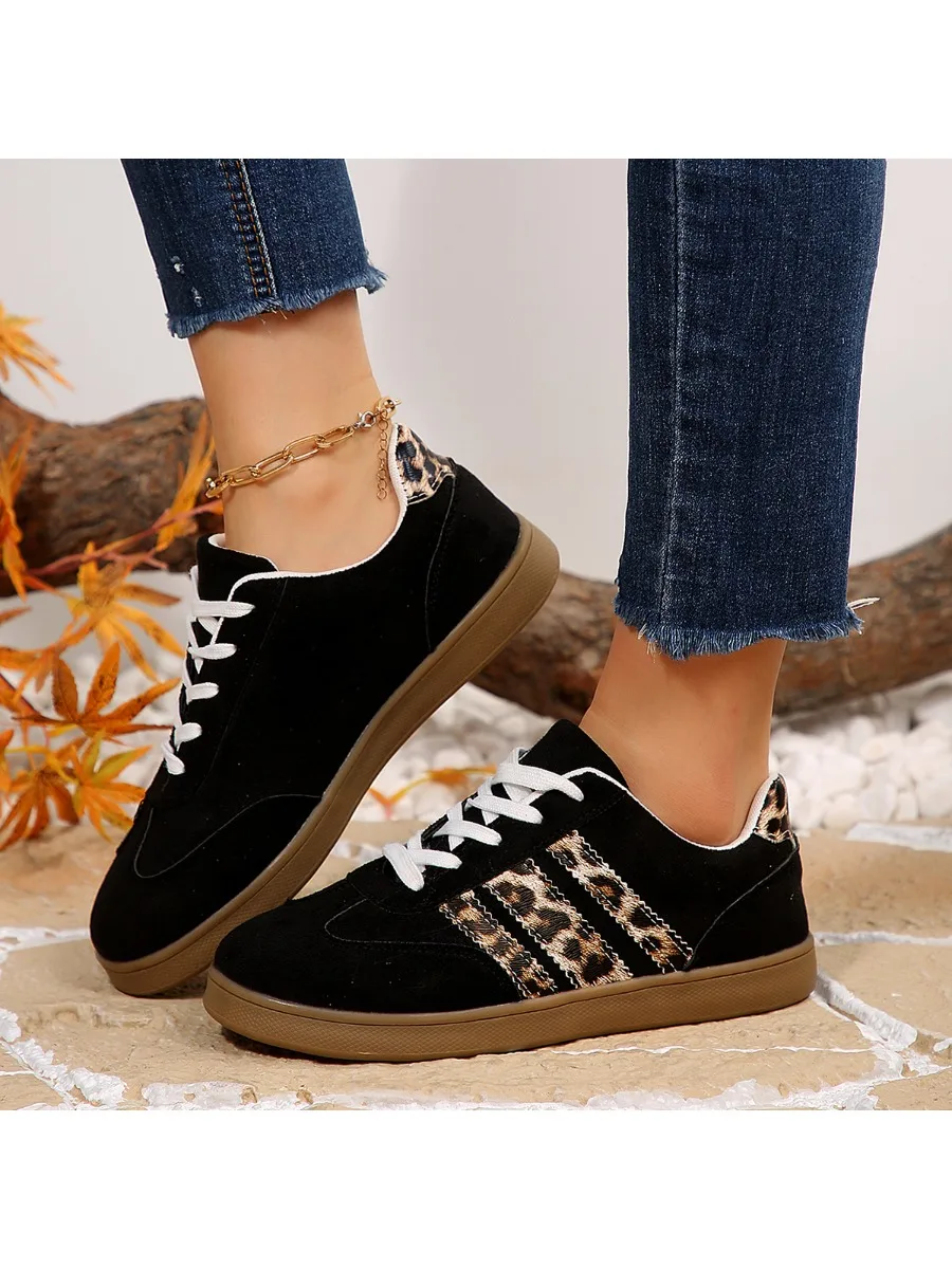 Baskets de luxe pour femmes, mocassins plats, confortables, souples, tendance, chaussures d'extérieur légères, nouvelle collection printemps 2025