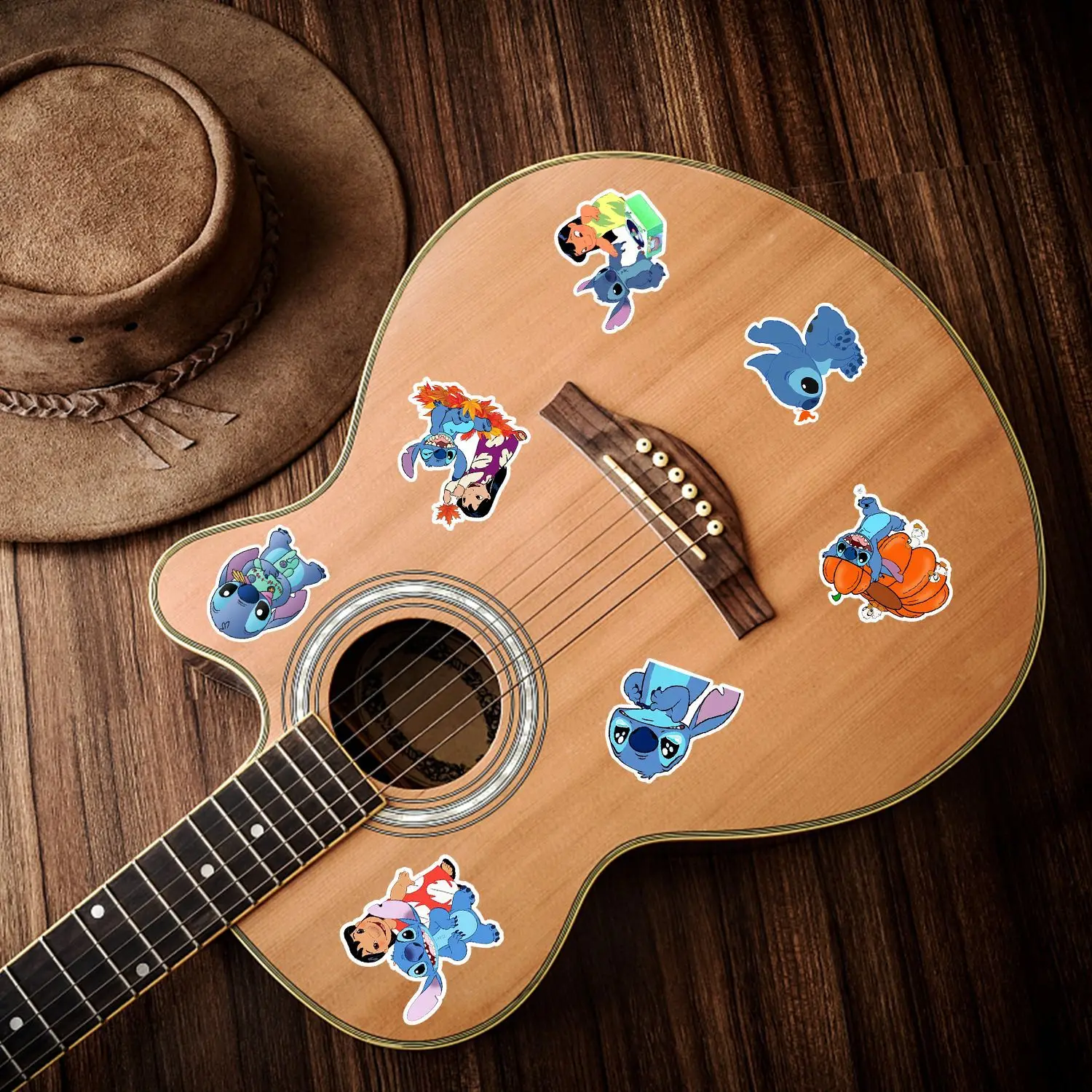 10/50 SZTUK Urocze Naklejki Disneya z Kreskówki Stitch DIY na Telefon Gitarę Laptop Bagaż Deskorolkę Graffiti Śmieszne Zabawki dla Dzieci Prezenty