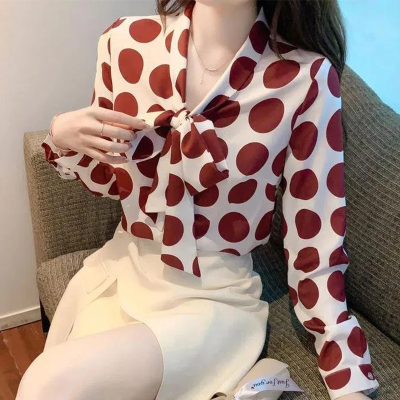 2022 jesień Vintage Polka Dot szyfonowa dekolt z długim rękawem koszule damskie Femme Temperament bluzka z kokardą wiosna moda sznurowanie topy