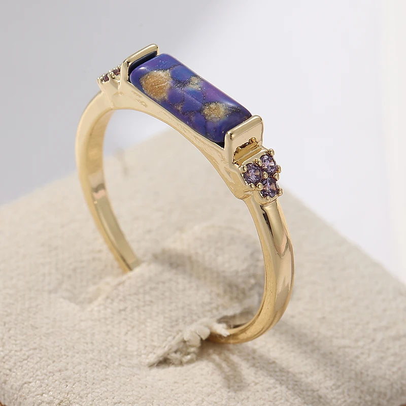 Vintage-Ring für Damen mit eingelegtem lila Stein, ethnische Goldfarbe, handgeschnitzt, für den täglichen Gebrauch, Party-Schmuck, Jahrestagsgeschenk – Detail 2