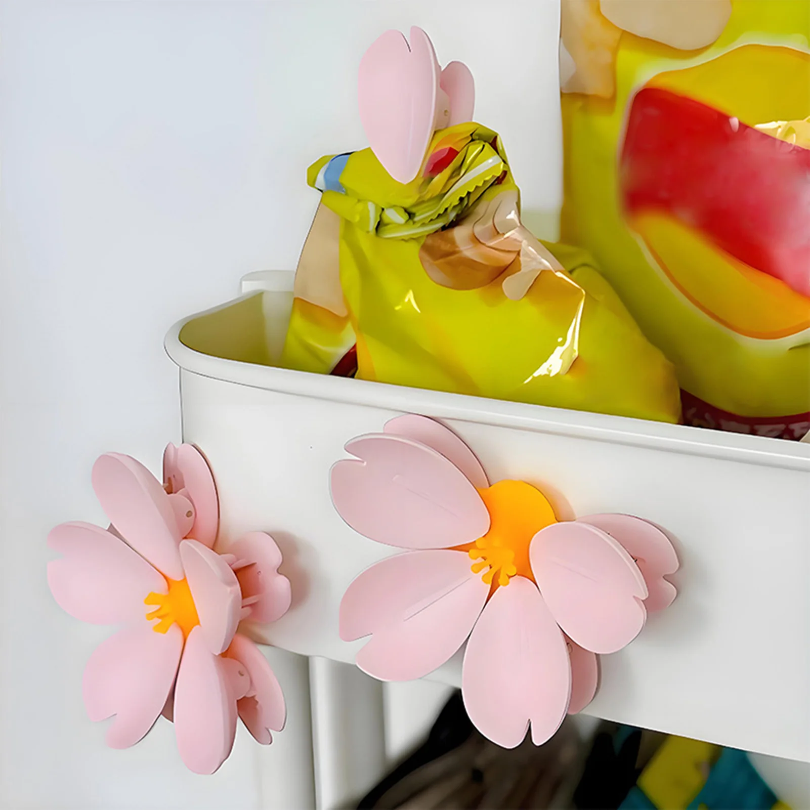 Sakura Sealing Clip Magnetic Food Clip Fridge Magnet Waterproof Petal Shape Snack Holder for Metal Plate Wall