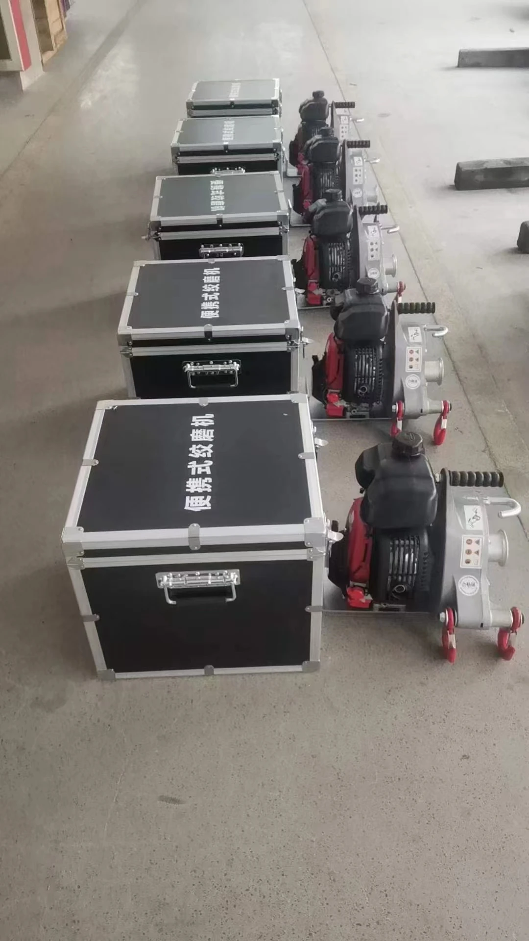 PCW-5000 휴대용 윈치 캡스턴 1000kg 견인 용량 브랜드 엔진 (임업 건설용)