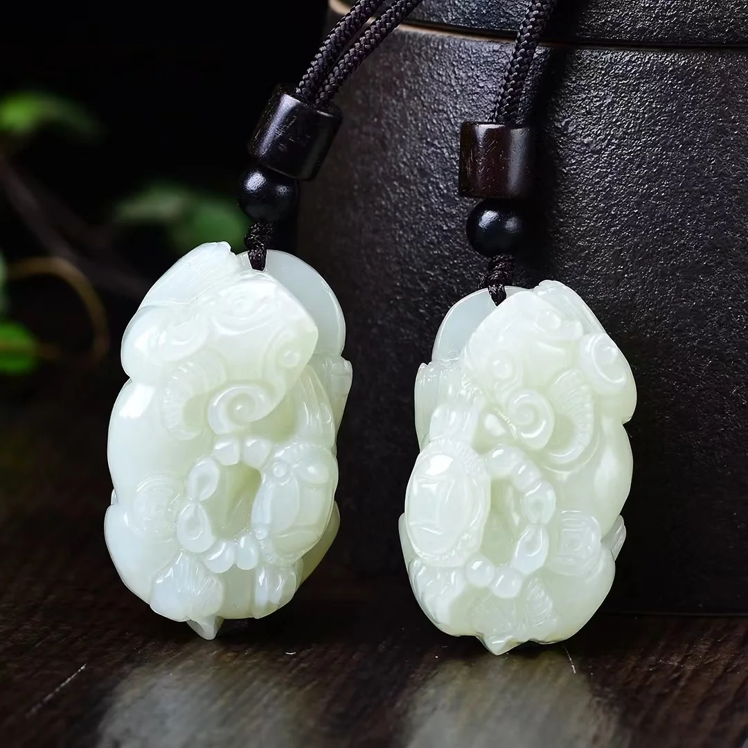 

New Product Hetian Jade Carved Lucky Pixiu Pendant Jewelry 1450#