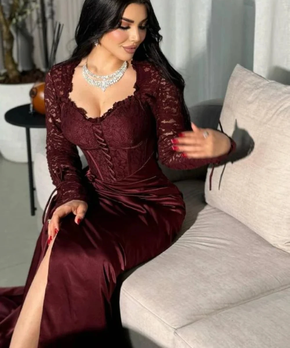 فساتين سهرة بحورية البحر من الدانتيل على شكل قلب أحمر مخصص بأكمام طويلة وفتحة جانبية فستان مثير عالي الجودة للحفلات الراقصة للنساء