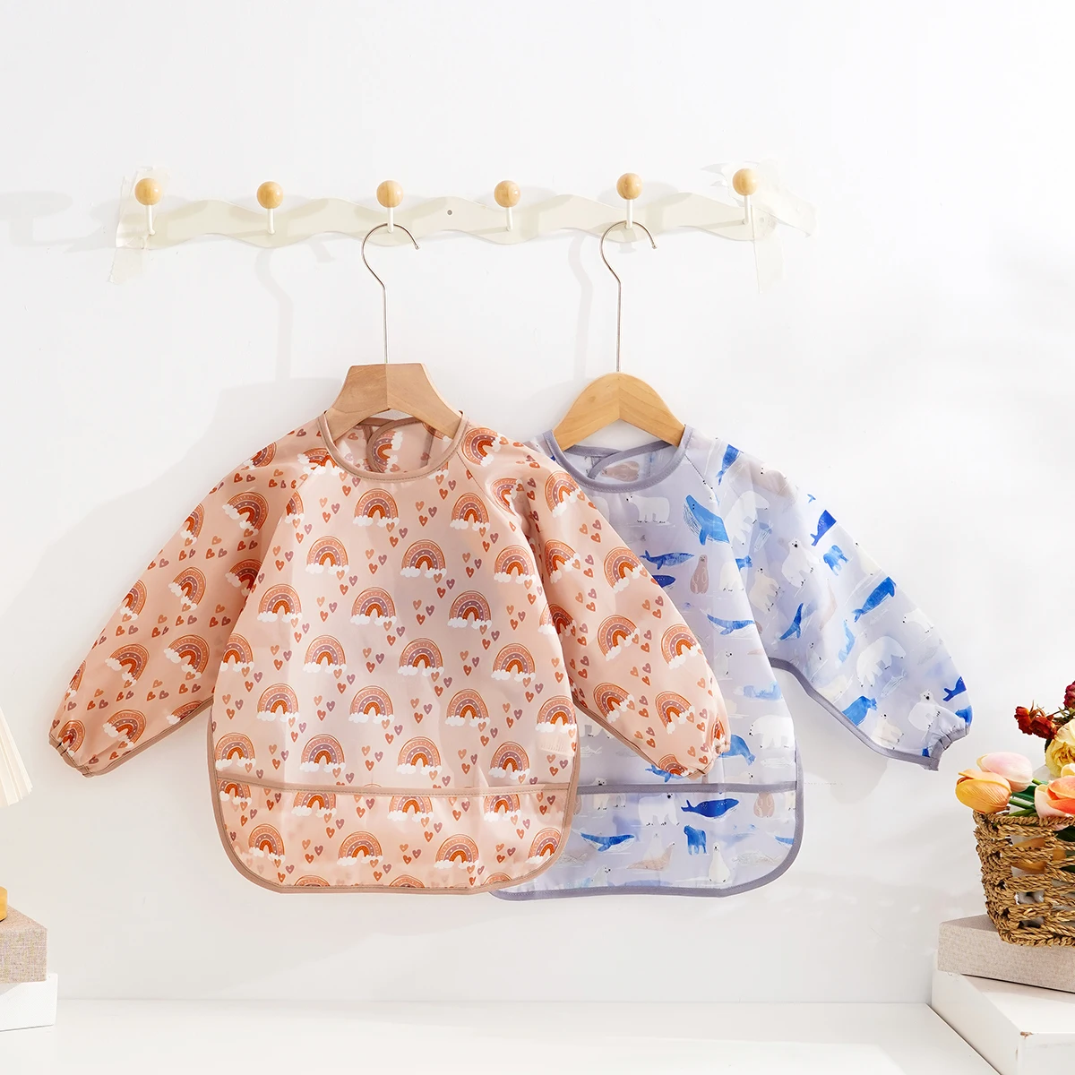 

Elinfant 1PC Waterproof Baby Long Sleeve Feeding Bib,Washable Burp Cloth,Coveralls Bibs,Easy To Clean,Wash-Free Eating Bibs