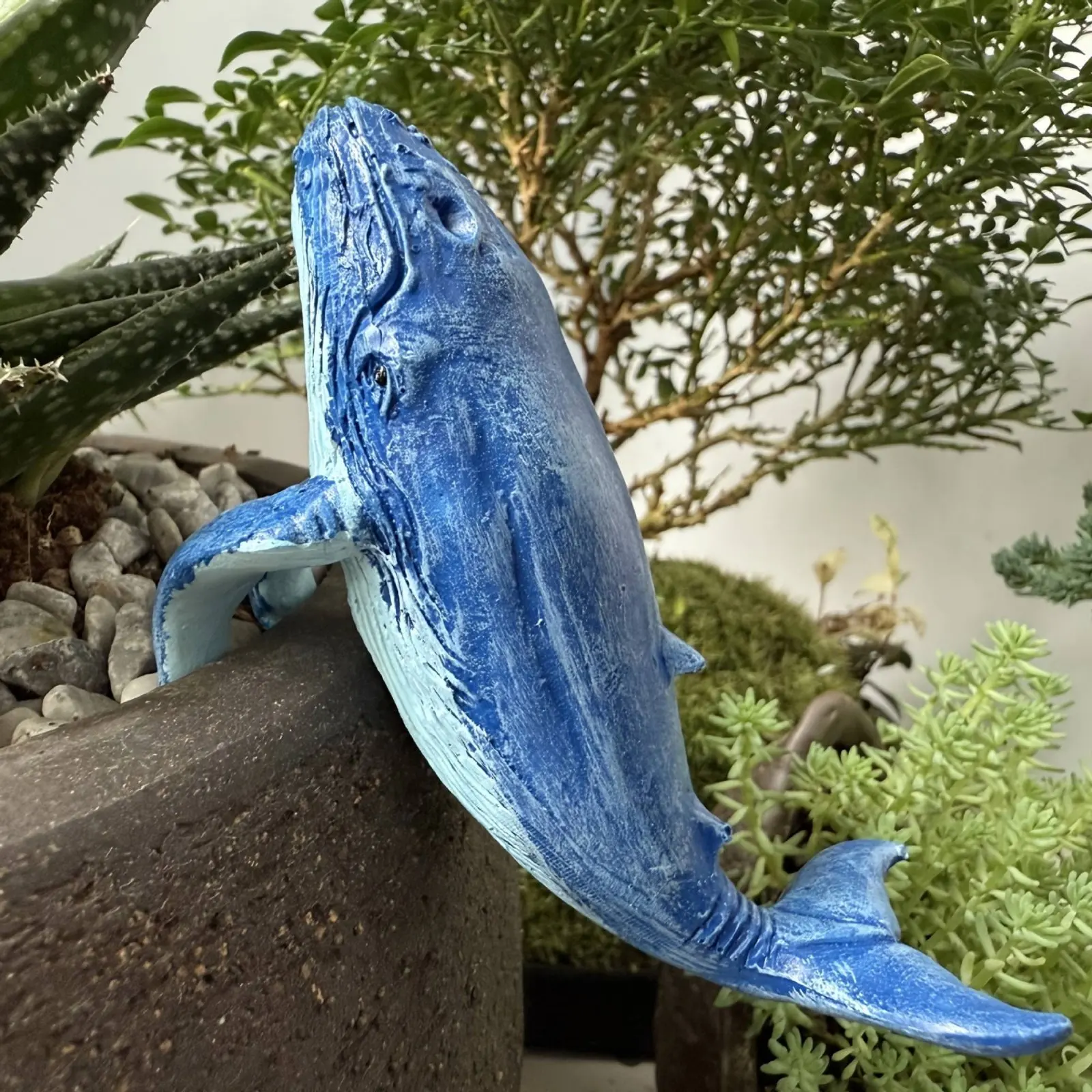 Resin Marine Mammal Sculpture Realistic Details Flowerpot Hugger Indoor Outdoor