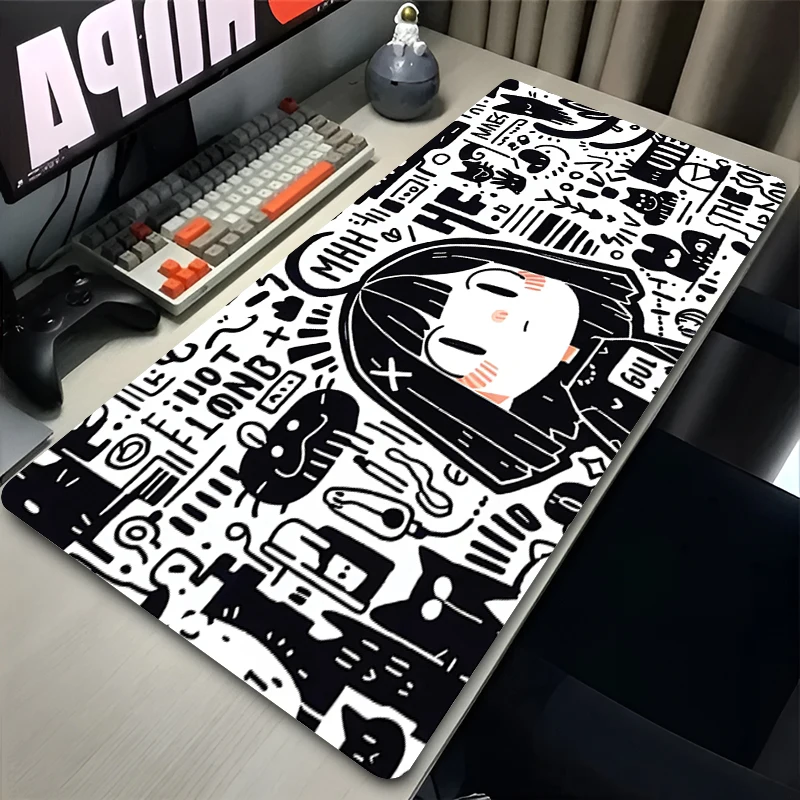 

Kawaii Trendy Graffiti Mouse Pad XXL PC Black And White Extended Desk Mat Anime Girl Mousepad Laptop Gamer Cabinet Keyboard Rug