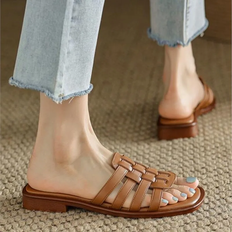 Vintage sandals Women\'s summer outside wear flat soft leather non-slip flip-flops woven soft soles brown slippers C036