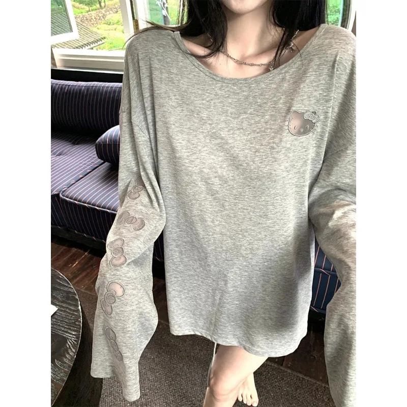 

Женская футболка Hello Kitty с вышивкой и вырезами, свободная блузка с круглым вырезом, модный стиль Y2K, универсальный топ