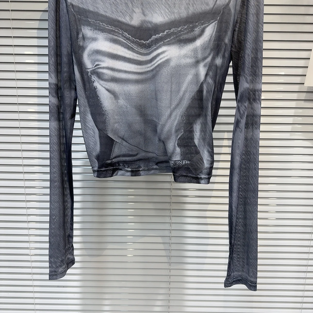 เสื้อยืดลายมัดย้อมแบบแอ็บสแตรกต์ ทรงเข้ารูป สไตล์ลำลอง คอกลม แขนยาว สำหรับผู้หญิง เหมาะสำหรับฤดูใบไม้ร่วง