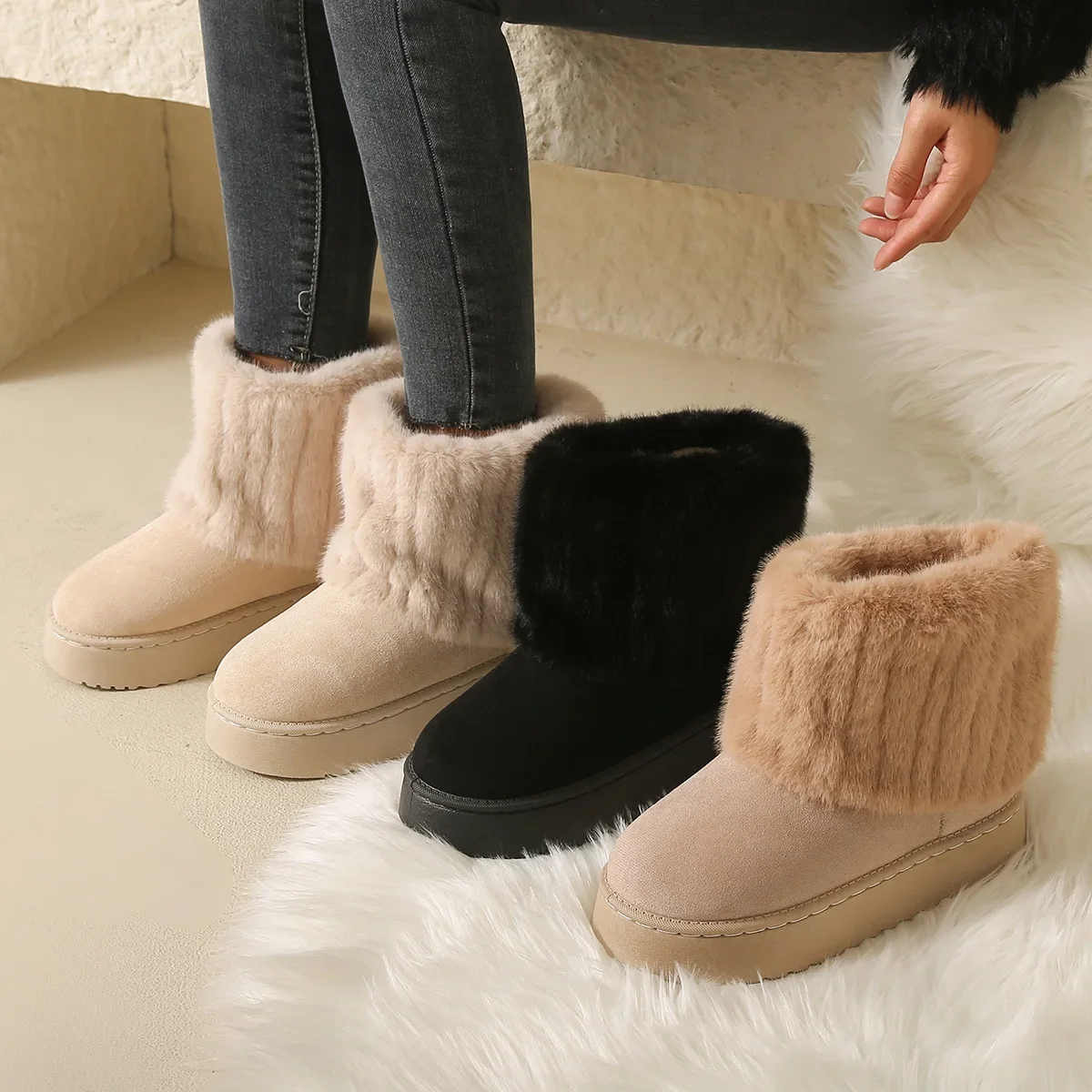 

2025 Autumn and Winter New Cotton Boots for Women, Plush Thick Soled Midsole Boots, Fashionable Round Toe Warm Casual Boots