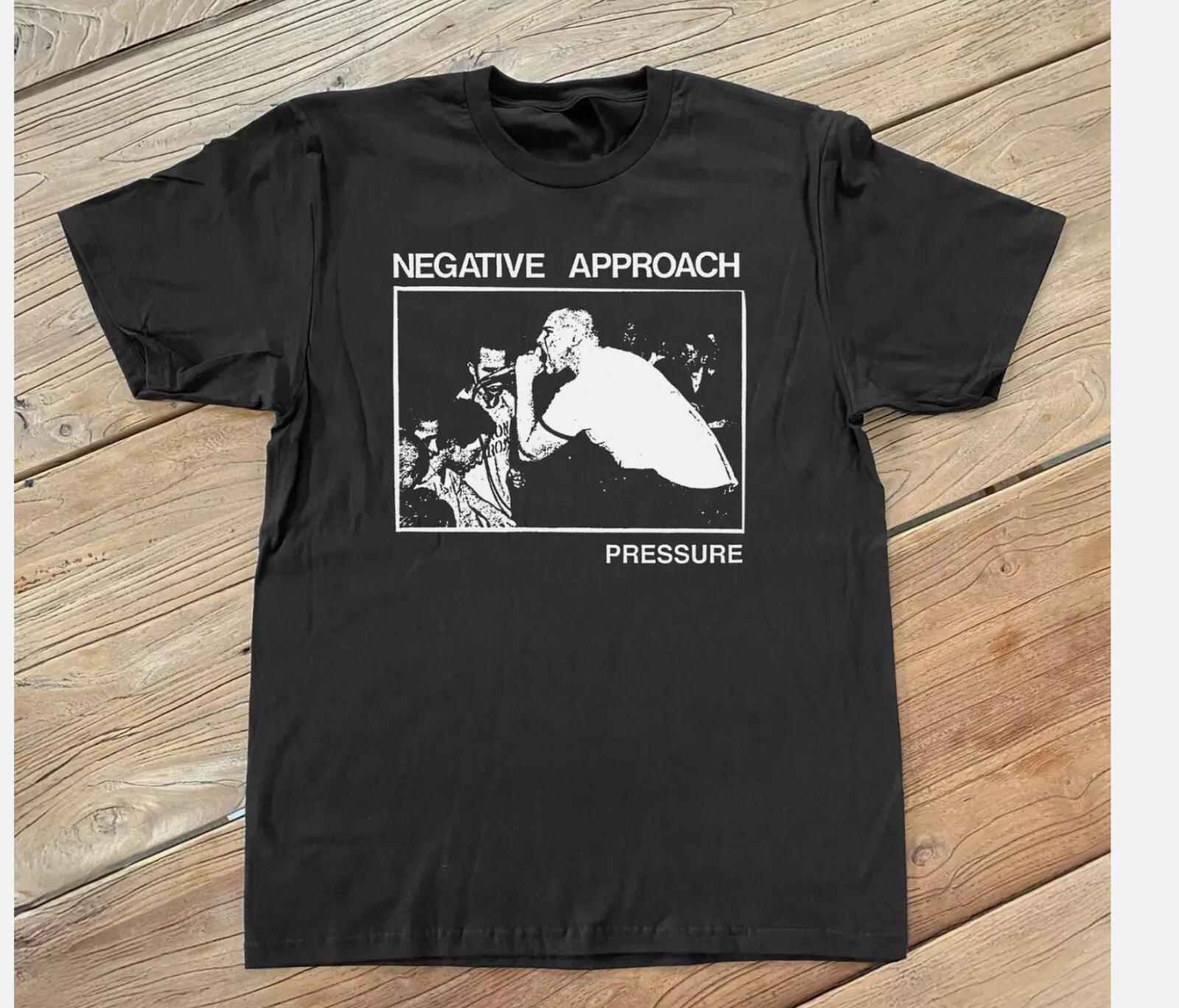 NEGATIVE APPROACH PRESSURE Gift Fan Cotton Black All Size Shirt