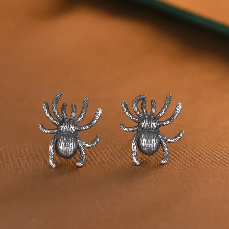 Halloween Retro Silvery Color Wolf Spider Earring Metal Big Horrible Faux 3D Giant Spider Earring Halloween Costumes Accessories