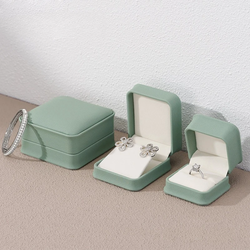 Luxury Exquisite PU Leather Proposal Ring Box, Wedding Diamond Ring & Jewelry Gift Storage Box