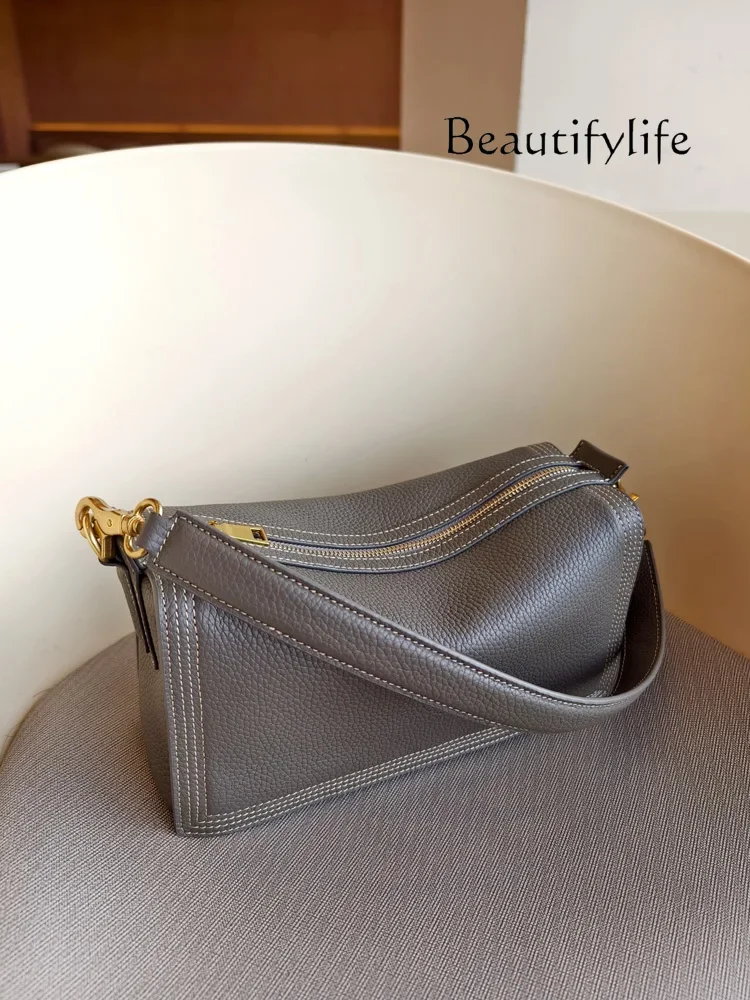 Korean version of temperament versatile high-end bag women's autumn and winter shoulder oblique span bag leather underarm bag