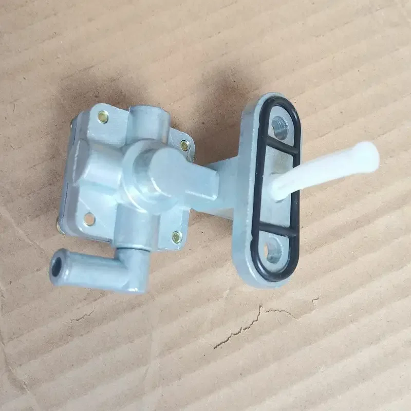 Fuel Gas Tank Switch Valve Petcock for Hyosung Comet GT250 GT250R GV650 02-09 GT650 GT650R 2005-2008