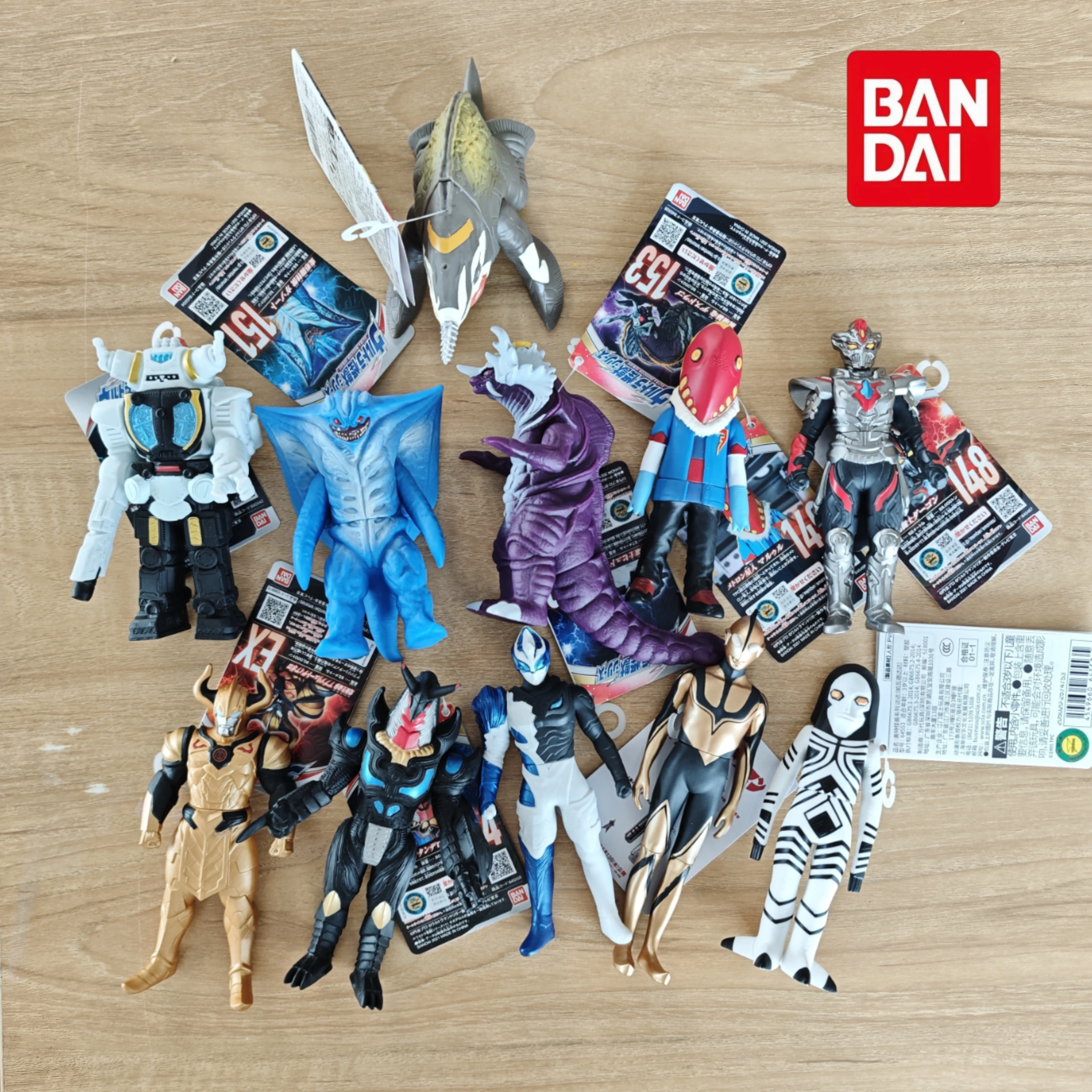 

Bandai Ultraman Soft Rubber Doll Zoffy Mobile Action Figure Movie Periphery Collectible Toy Monster Series Children Plaything