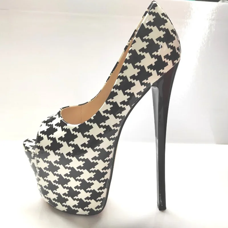 Sexy Peep Toe Platform Women Pumps 22cm Super High Thin Heels Patent Leather Wedding Stilettos Large Size 9 Inches Wedding Shoes