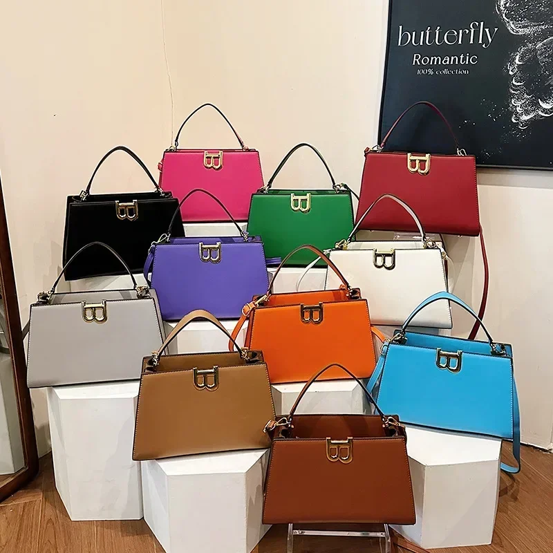 

"2024 Trendy Women's Crossbody - Square Shape, Urban Elegance, Minimalist Stylish Lady's New Bag