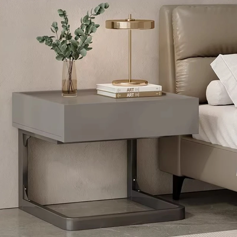 Luxury Simple Bedside Table Unique Nordic Cabinets Storage Bedroom Bedside Table Corner Trendy Mesitas De Noche Home Furniture