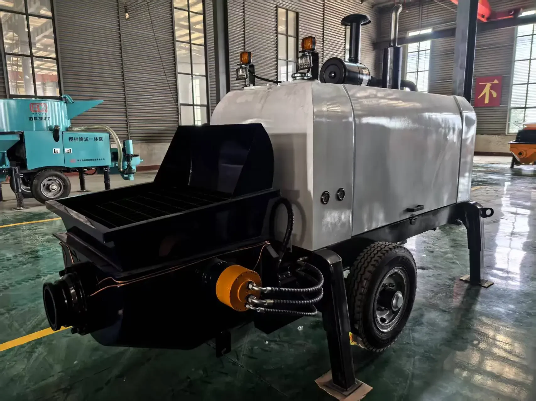 YG Customized Diesel Mini Stone Concrete Pump 30/40/60 M3/H For Easy Installation On Construction Trucks Or Trailers