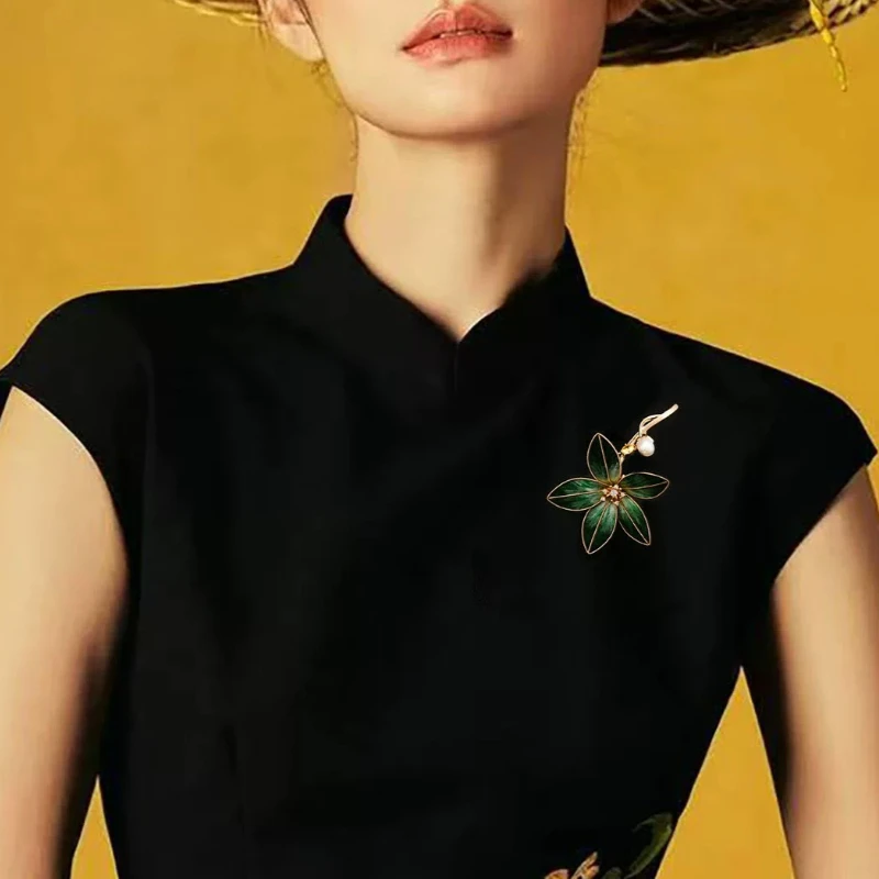 Chinese Heritage Velvet Magnolia Flower Brooch Women Vintage Lapel Pin Natural Pearl Decor Elegant Suit Luxury Gifts Accessories