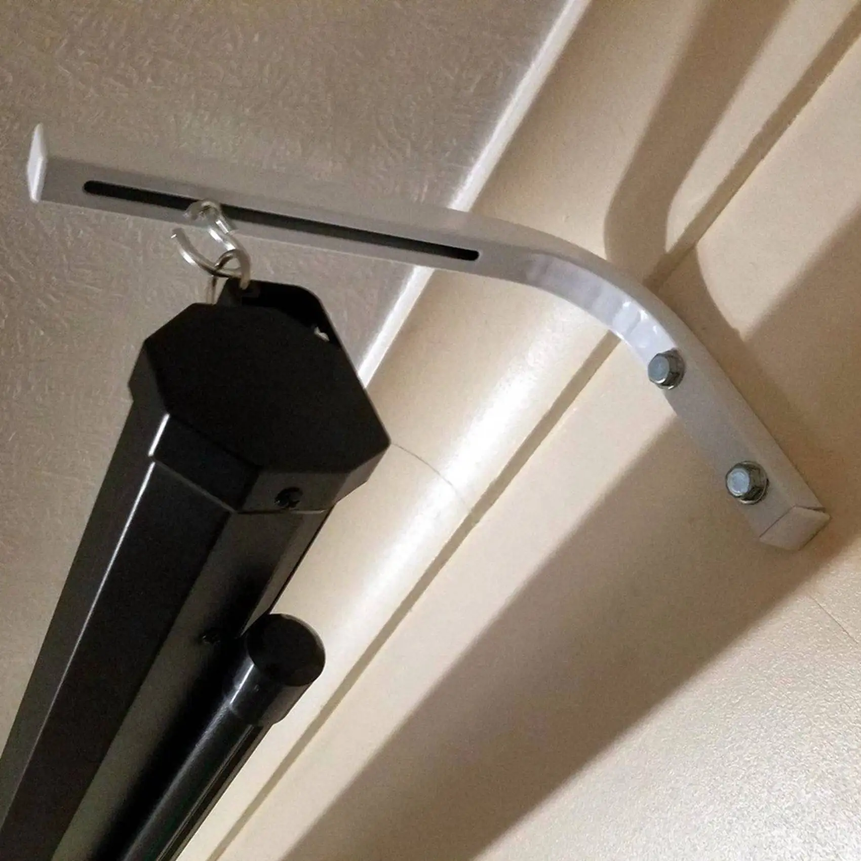 4X 90 Degrees Projector Screen Wall Mount L-Brackets Projection Screen Hanger Adjustable Mount For HD Projector Screens