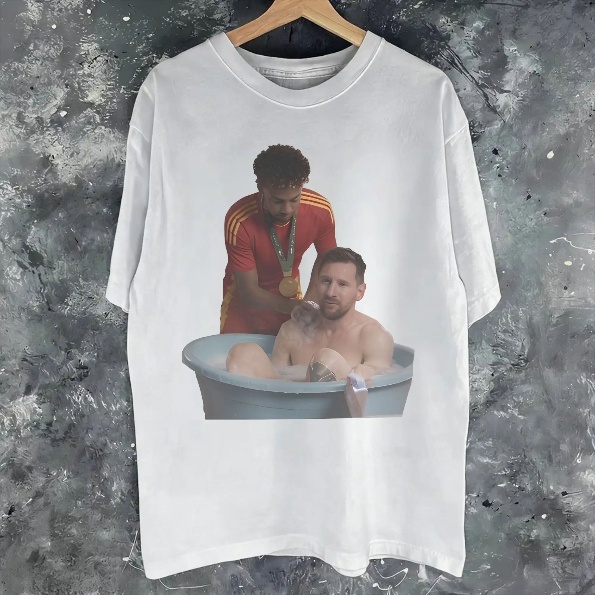 Messies & Yamals Take a Bath Graphic Printing T Shirts Men Women  100% Cotton  Tee Shirt Clothing