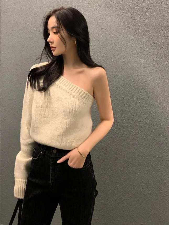 

Sexy Chic Long Sve Knitted oulder Bared Women's Faionable Slimming Top Autumn New Arrival Trendy Girl's Crew Ne Sweater