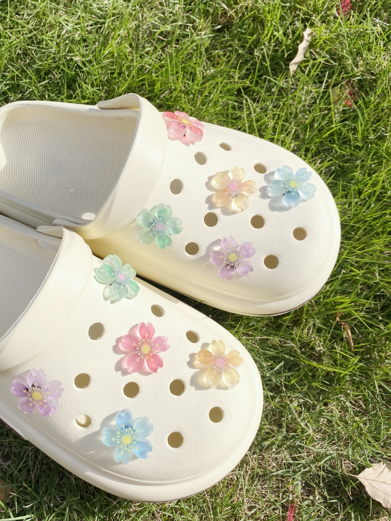 أحذية على شكل قلب أزهار الكرز وقباقيب زهور قابلة للفصل ، تتوهج في الظلام ، إكسسوارات زينة للفتيات ، 10: