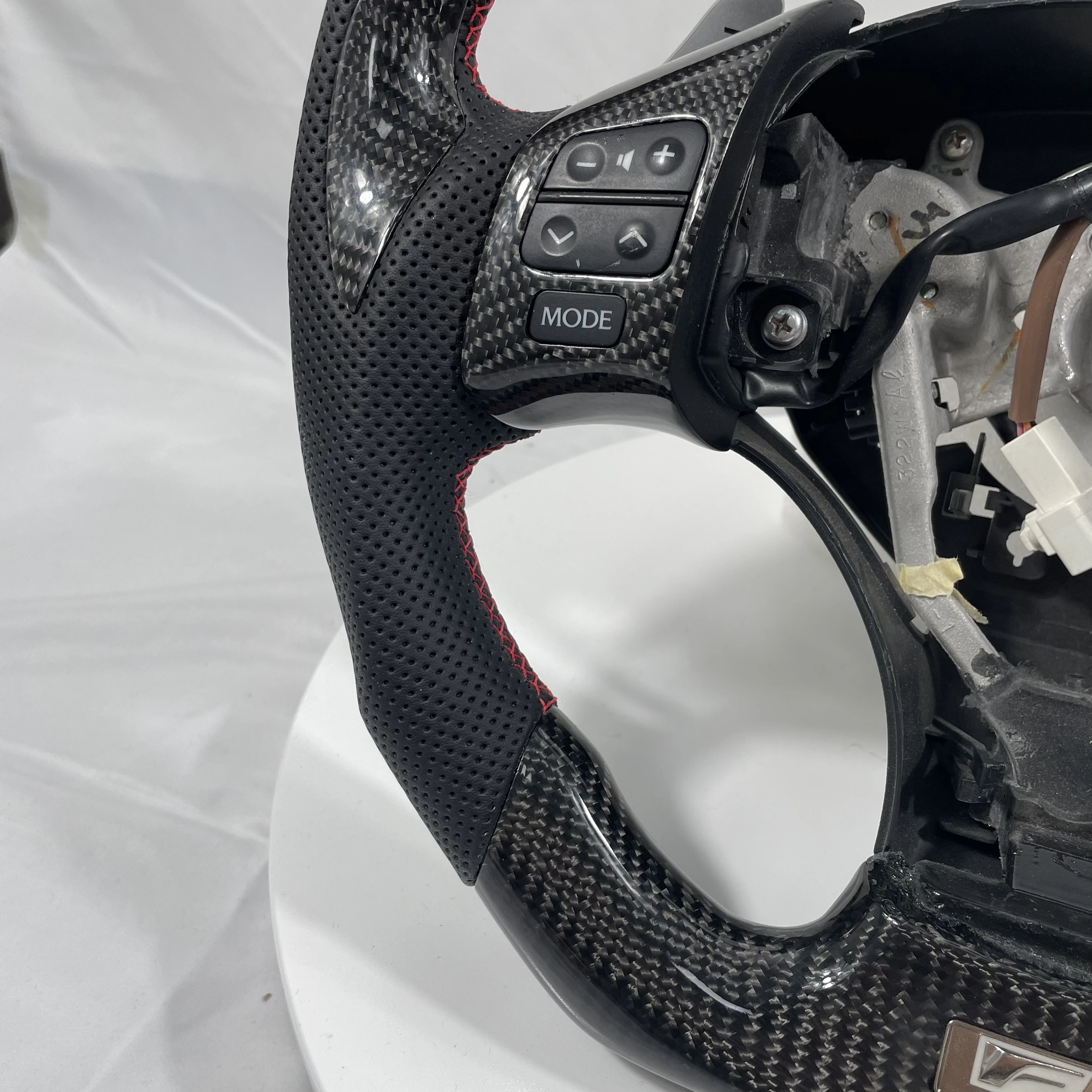 Custom Car Interior Accessories Steering Wheel Carbon Fiber Leather Covered Black for Lexus IS250 IS350 IS350C Steering Wheel RC