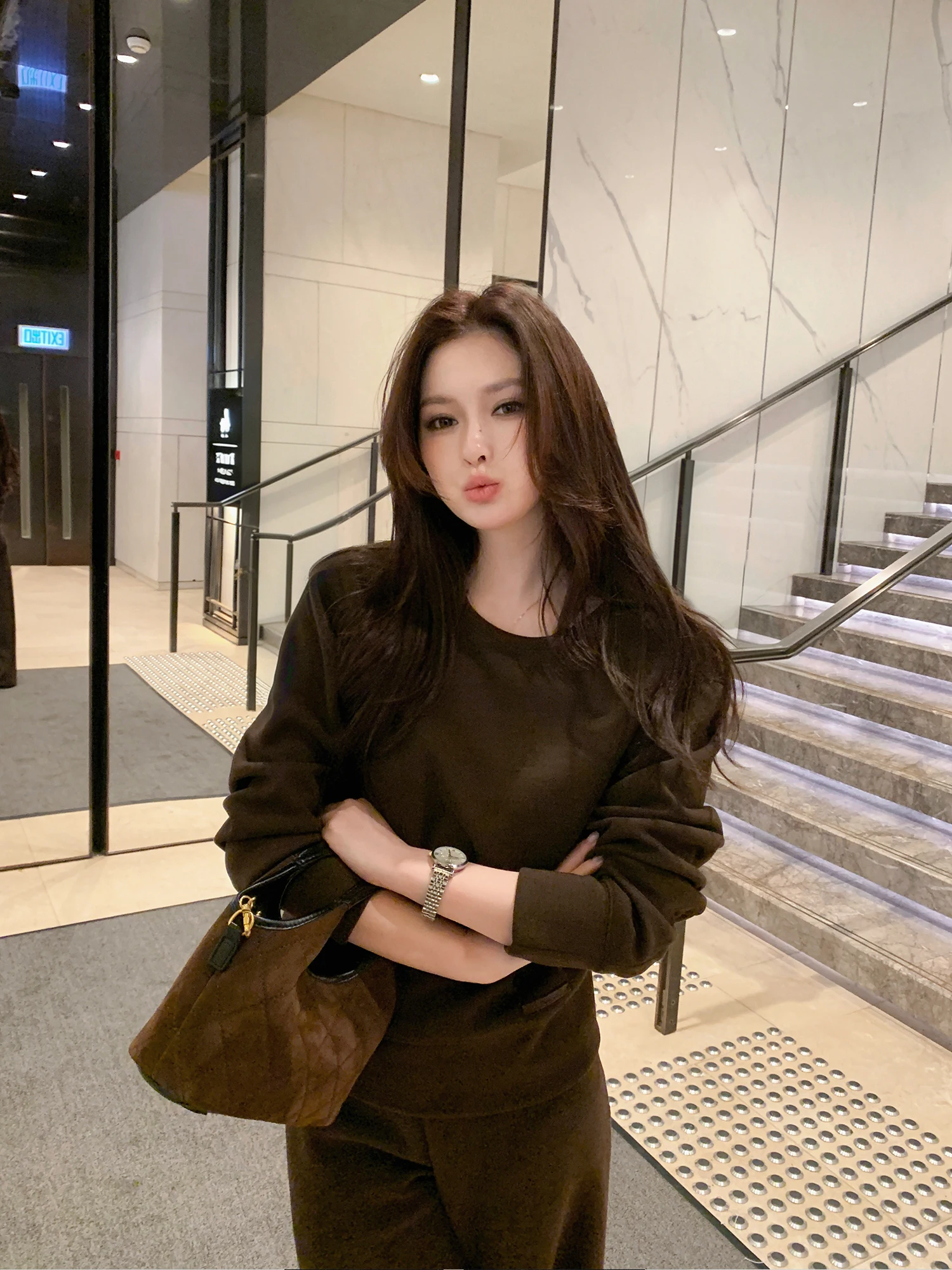 

Maven Lin R0W Вязаная круглая толстовка с капюшоном Ne Женские свободные широкие брюки Комплект модных повседневных брюк из полиэстера Вискоза Нейлон Woo...