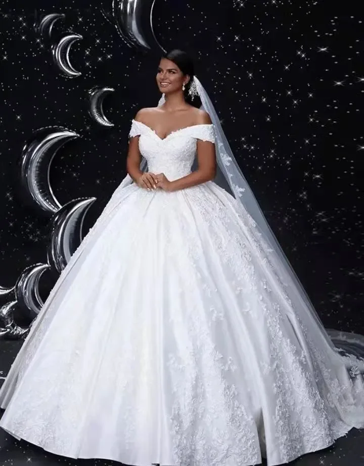 Customized New Elegant White Puffy Chiffon Decal Wedding Dress Sexy And Sweet Long-Sleeved Church Outdoor Bridal Party Dress