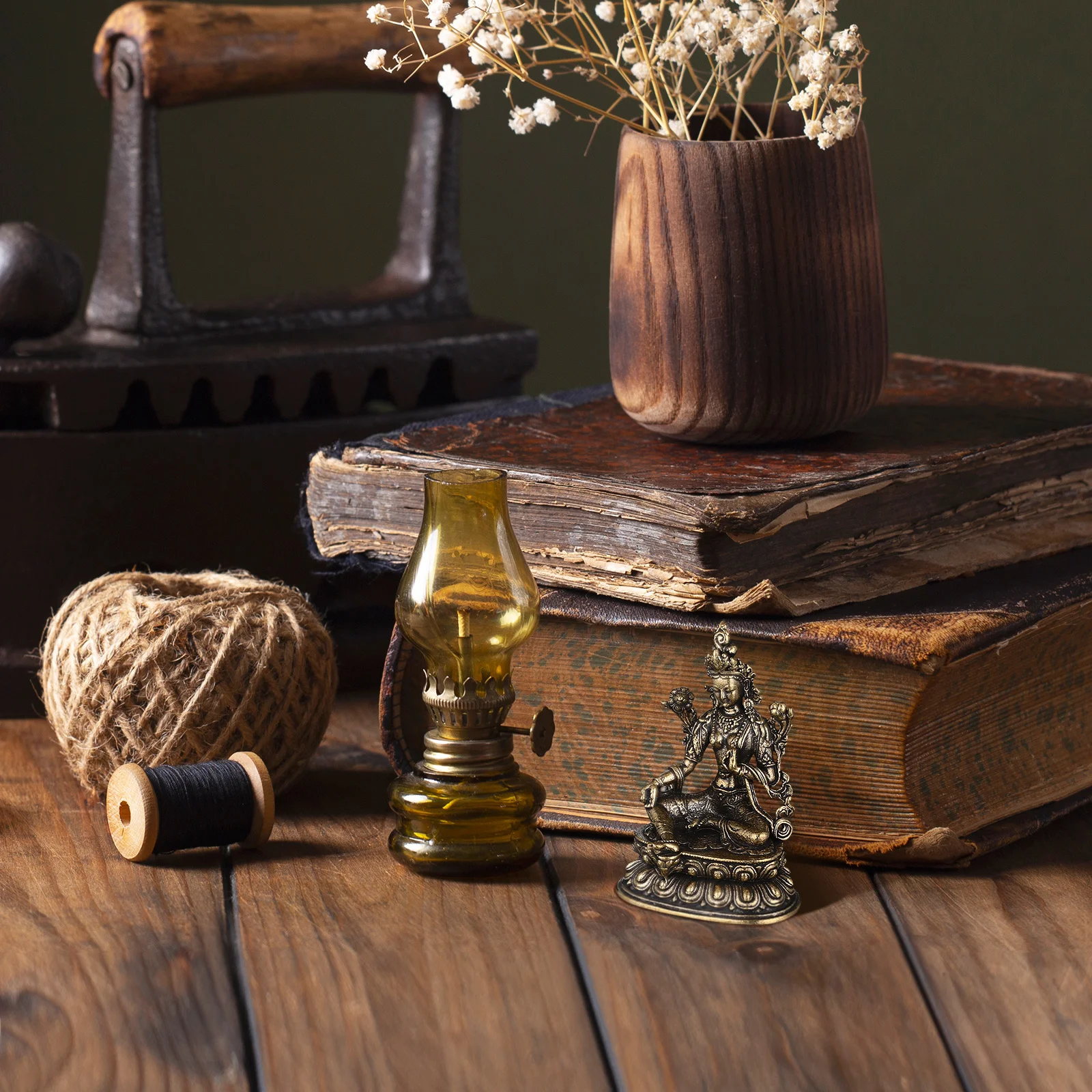 

Tara Buddha Statue Retro Brass Sculpture Home Ornament Temple Decor Southeast Asian Buddhist Blessing Figure Positive Energy