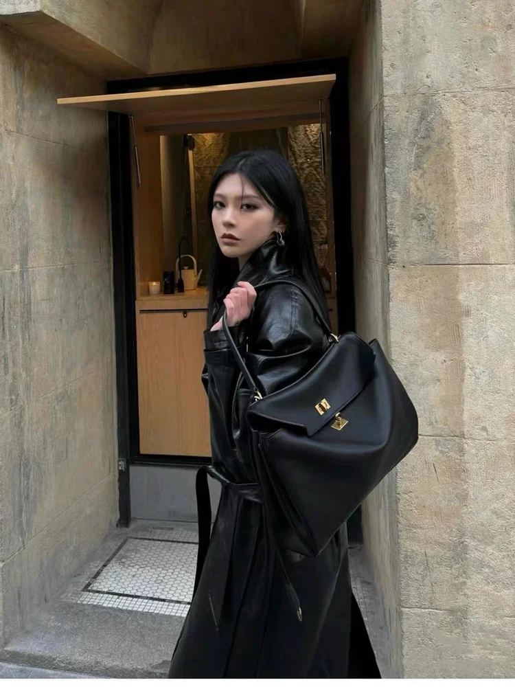 

Vintage Large Capaci Women's Tote Bag Faionable Casual Commuter Crossbody Bag Quali High End Feel Casual Versatile Bag