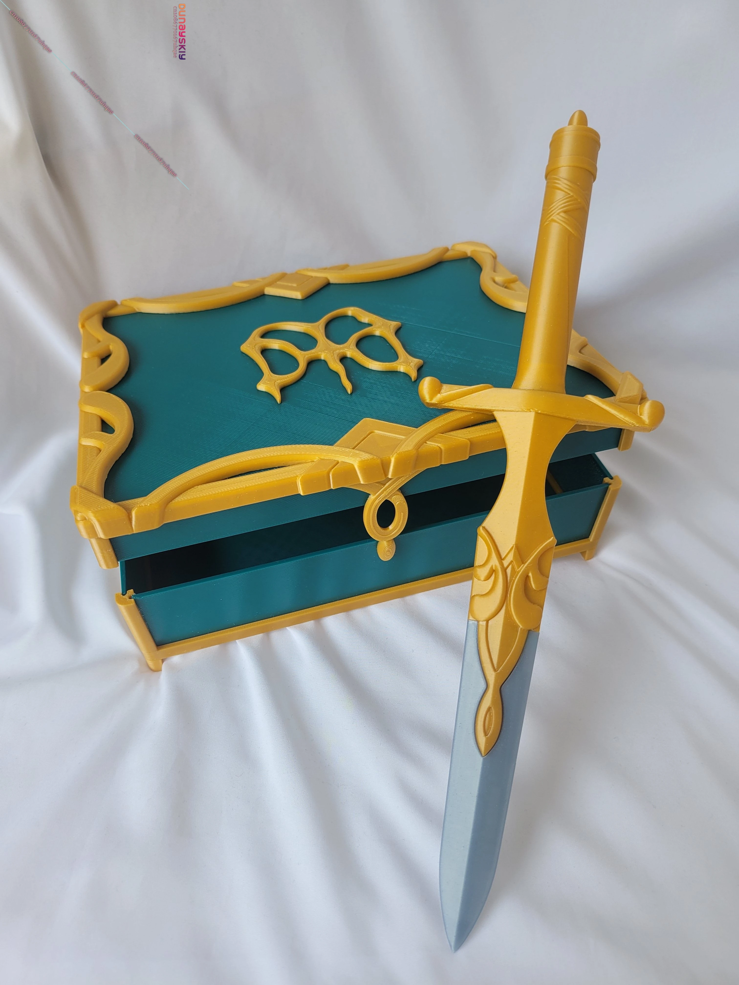 Game Honkai Star Rail Tribios Cosplay Props  Tribios 17*8*22CM Book AND 30CM Dagger Props Halloween Carnival Role Play AccessorY