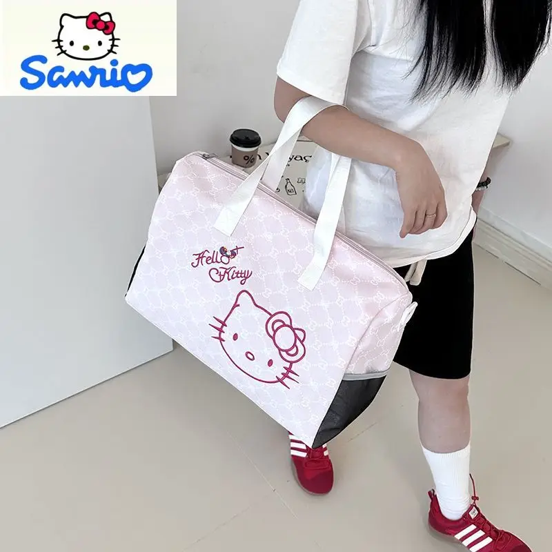 

Sanrio Fashion Large Capacity Cartoon Hello Kitty Travel Bag Women's High Quality Outdoor Leisure Storage Travel Bag