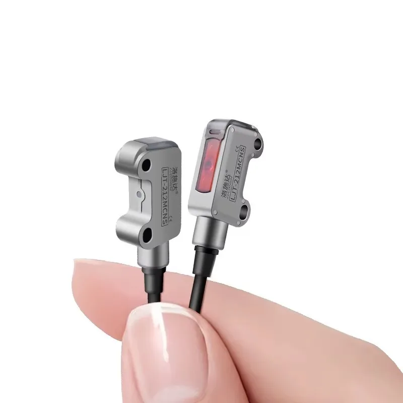 

2025Квадратный фотопереключатель Многозащитный безопасный стабильность Компактный металлический ультра-маленький фотоэлектрический датчик