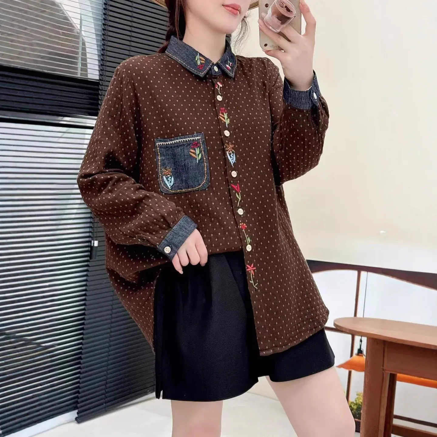 

Women Vintage Mori Girl Floral Embroidery Dot Patchwork Cotton Shirts Autumn New Turn Down Collar Long Sleeve Casual Blouse Tops