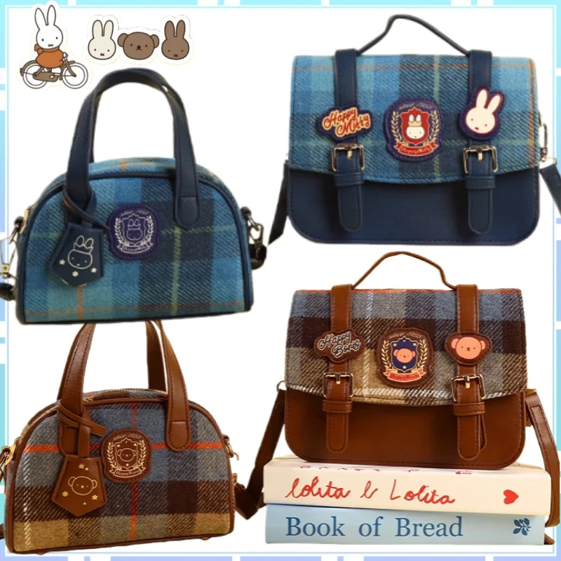

Новая сумка через плечо в клетку с кроликом, портативная и просторная для поездок на работу, милый мультяшный аниме, прекрасный подарок для девочек