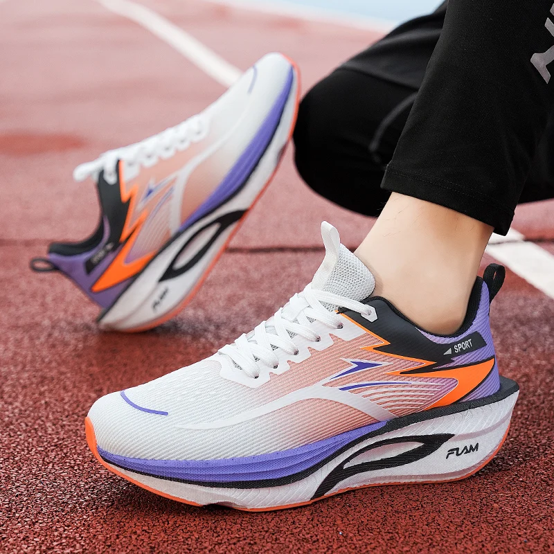 Herren-Laufschuhe, Tennisschuhe, atmungsaktive Laufschuhe mit Carbonplatte, hochelastische, rutschfeste und abriebfeste Außensohle, Herren- und Damenschuhe für Marathonläufe, sportliche Schuhe für den täglichen Gebrauch und zum Pendeln. – Detail 17