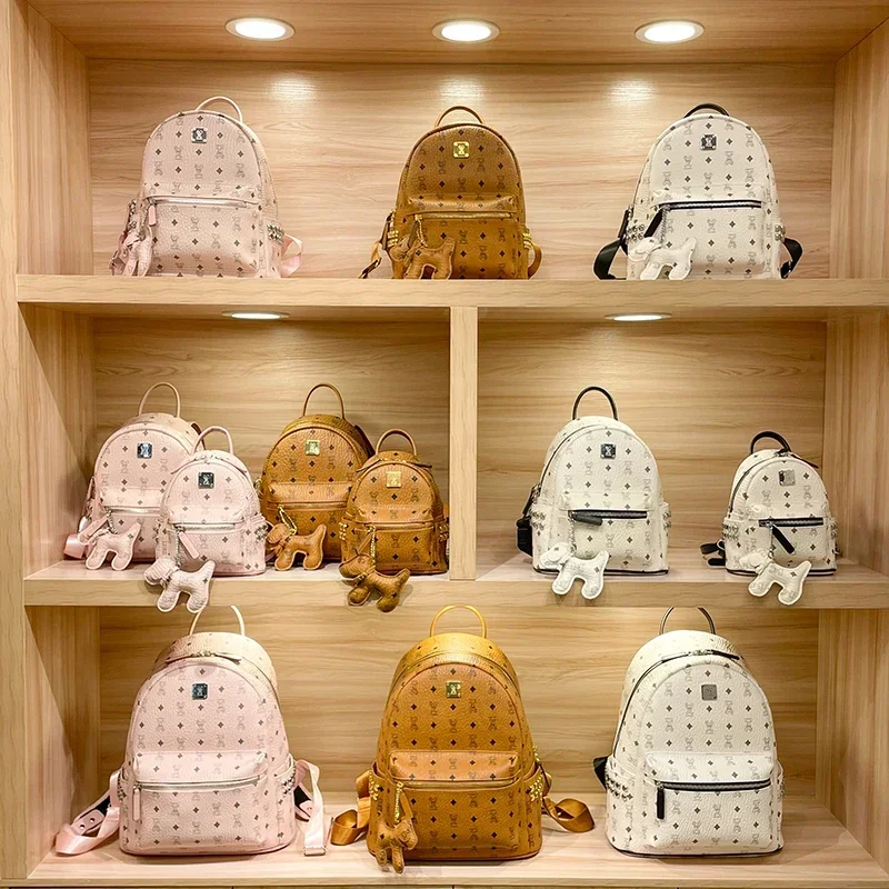 Sac à dos en cuir 2025, nouvelle mode printemps et été, niche haut de gamme rose, sac à dos de voyage de grande capacité