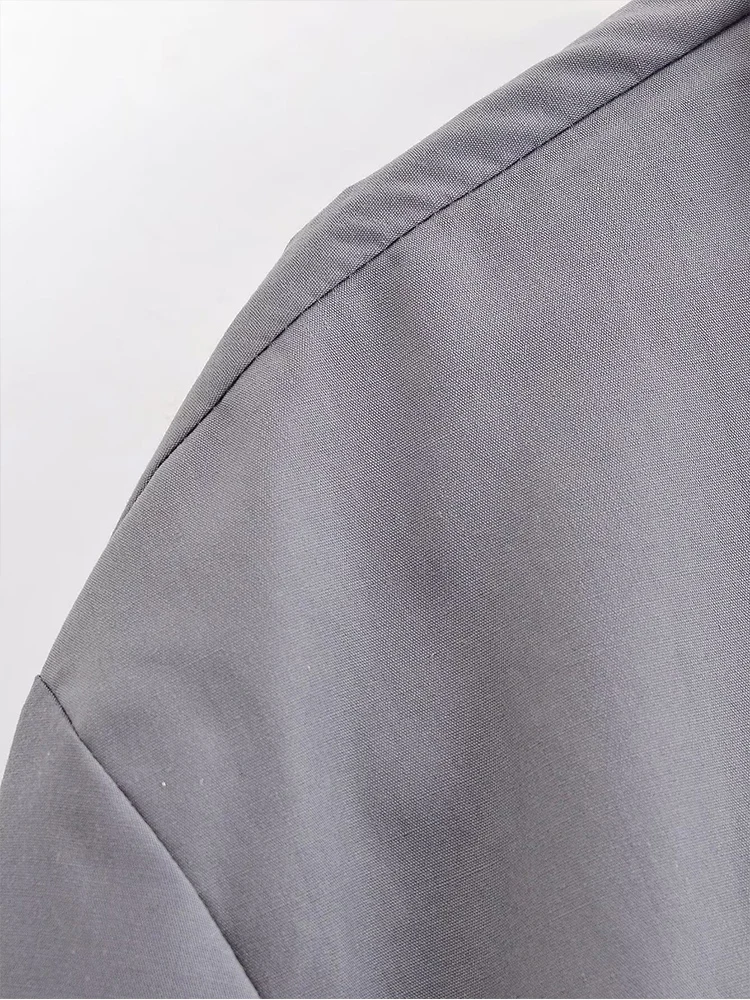 ヨーロッパスタイルの新しい婦人服、ファッショナブルで多用途、エレガントな無地のクールなショートシャツ、タイ付きトップス