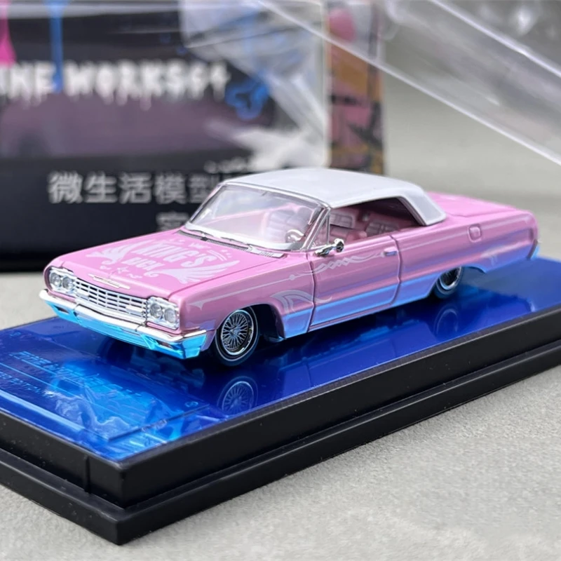 

FW 1/64 American West Coast Style Impala Black Skull Alloy Model